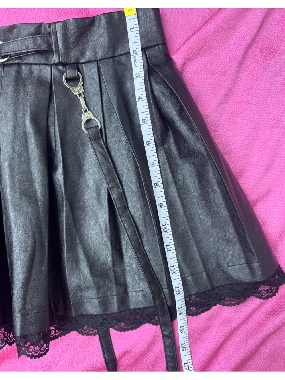 🖤Black Pleated Faux Leather Mini Skirt🖤 - Picture 6 of 7